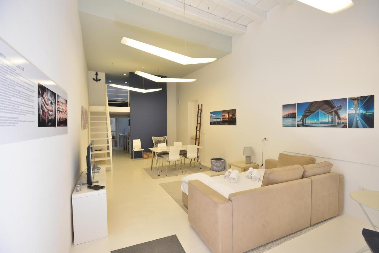 Izzhome Loft 84 Cagliari Dış mekan fotoğraf