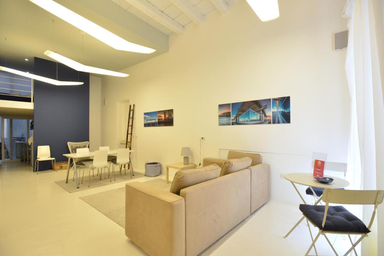 Izzhome Loft 84 Cagliari Dış mekan fotoğraf