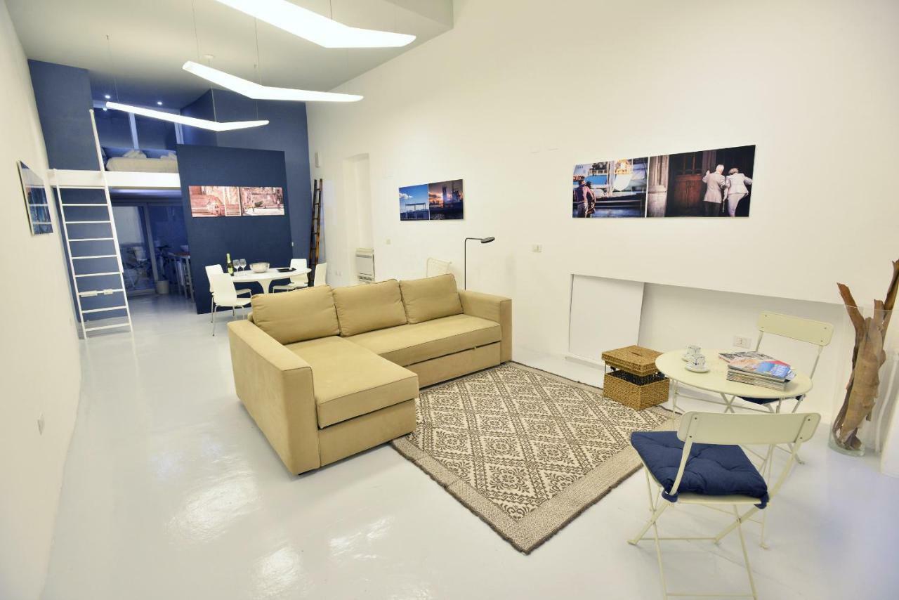 Izzhome Loft 84 Cagliari Dış mekan fotoğraf