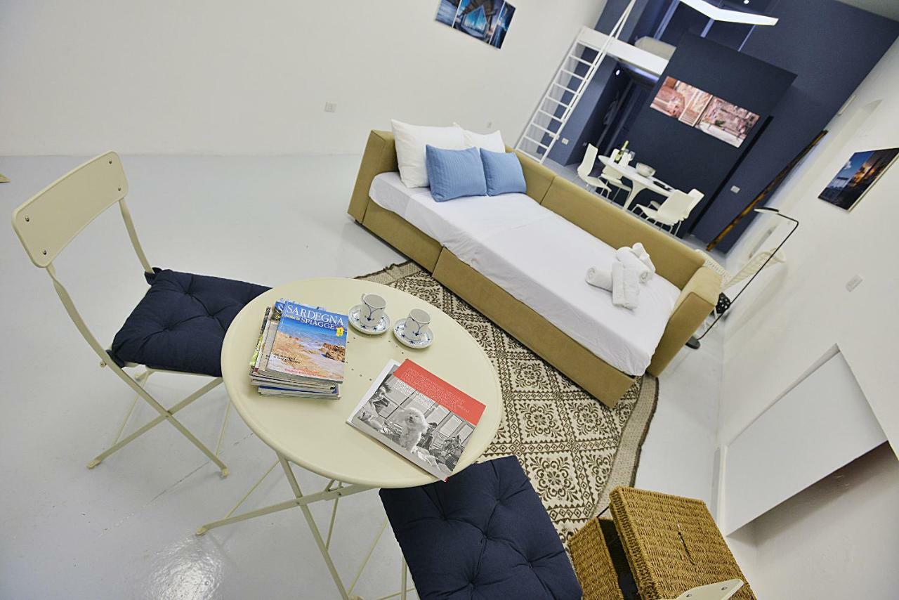 Izzhome Loft 84 Cagliari Dış mekan fotoğraf